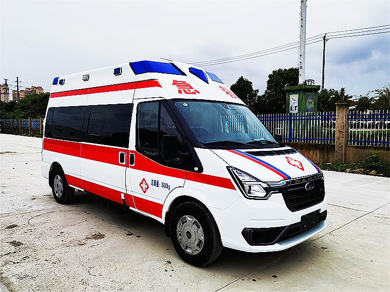 福特V348長軸高福星監(jiān)護(hù)型救護(hù)車