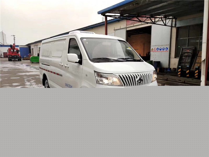 國六 長安面包冷藏車報價